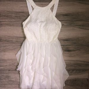 Windsor White Lace Corkscrew Skirt Fit & Flare Dress NWOT, Cocktail Party/Formal